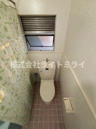 トイレ　?