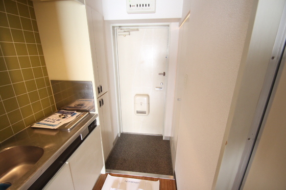 玄関　※別部屋の写真です