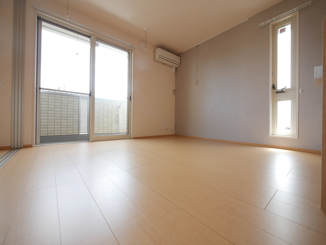 その他部屋・スペース　★２面採光で明るいお部屋です★