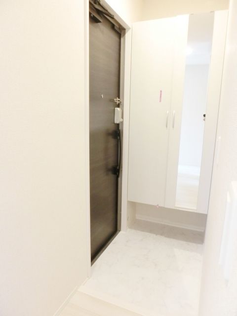 玄関　シューズボックス付き玄関