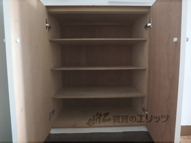 収納　下駄箱