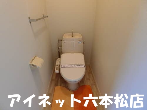 トイレ　落ち着く空間ですね。