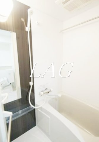 バス・シャワールーム　お風呂(同仕様)です。