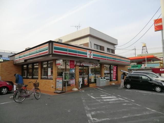 コンビニ　セブンイレブン（コンビニ）まで450m