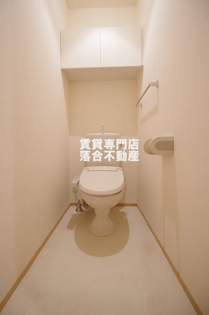トイレ　温水洗浄暖房便座付き