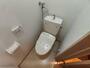 トイレ　こちらはトイレです。清潔感があり、安心して使用できます。