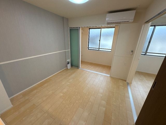 居室・リビング　おしゃれな居間です