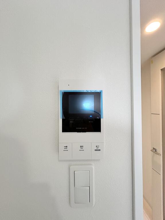 セキュリティ　写真は別号室になります