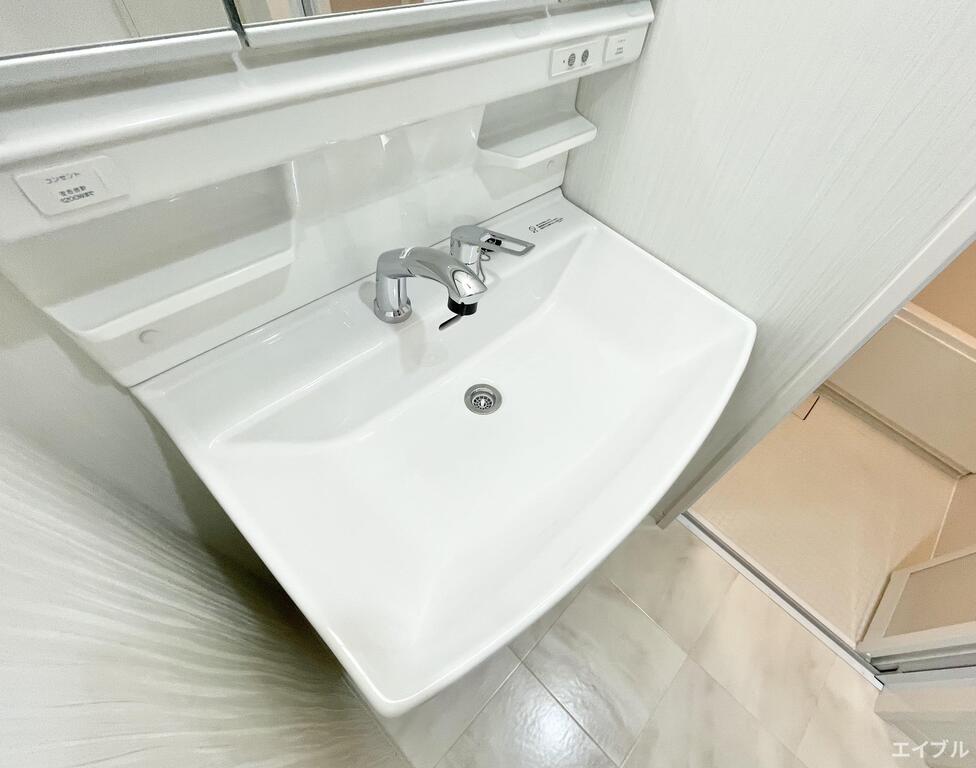 洗面設備　写真は別号室になります