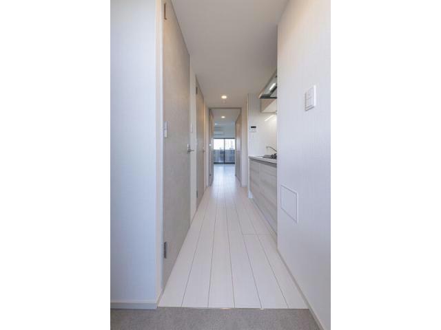 S-RESIDENCE高岳駅前awakeの玄関写真