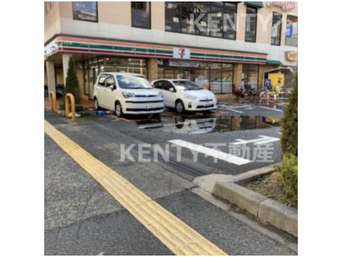 コンビニ　セブンイレブン 大田区大森中1丁目店（コンビニ）まで213m