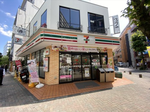 コンビニ　セブンイレブン 北区王子1丁目北店（コンビニ）まで377m