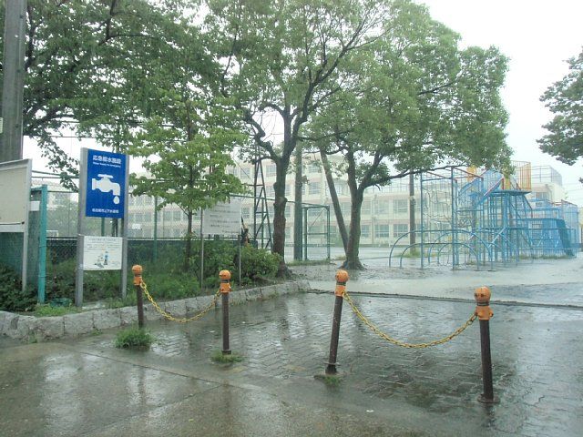 小学校　浮野小学校（小学校）まで822m