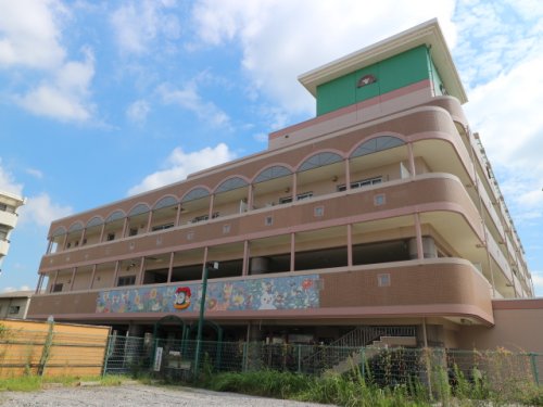 幼稚園・保育園　佐保川こども園（幼稚園・保育園）まで518m