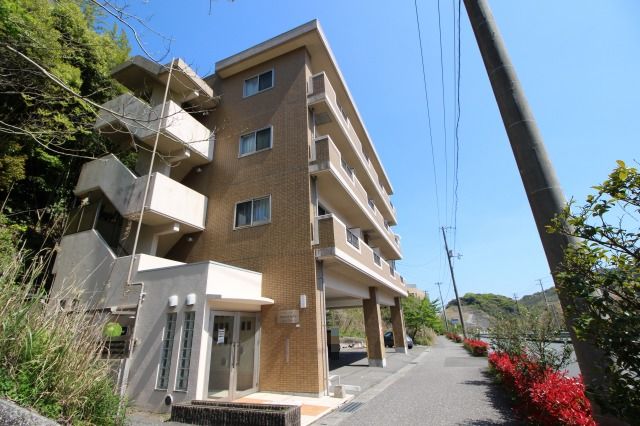 建物外観　建物外観を気になさる方へ、見た目の良い物件です