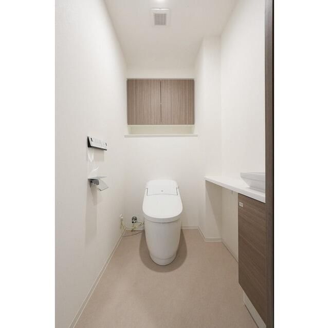 トイレ　清潔感のあるトイレです