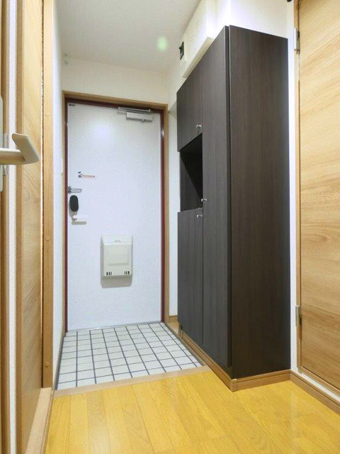 玄関　図面と現状に相違がある場合には現状を優先