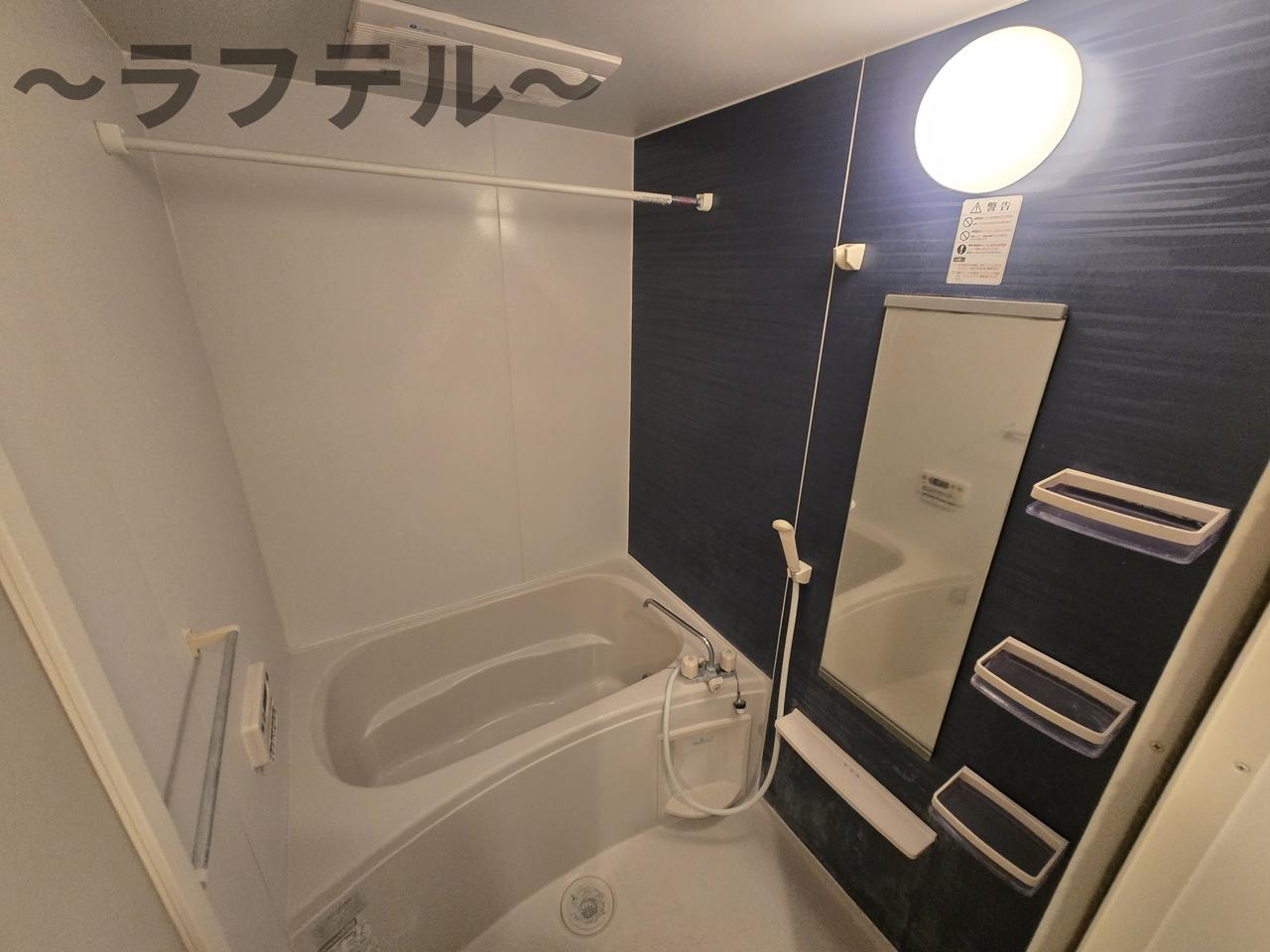 バス・シャワールーム　別部屋イメージ写真