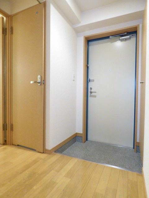 玄関　明るい玄関です