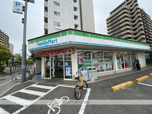 コンビニ　ファミリーマート（コンビニ）まで360m