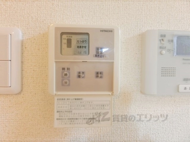 その他設備　給湯器リモコン