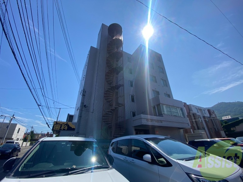 建物外観　札幌市中央区南２４条「グローリ貴」