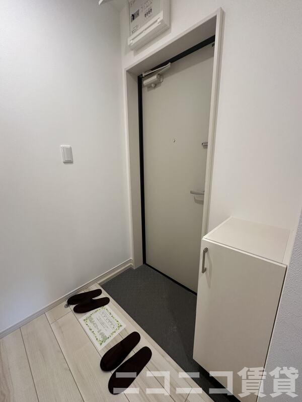 玄関　別号室イメージの為、現状を優先致します。