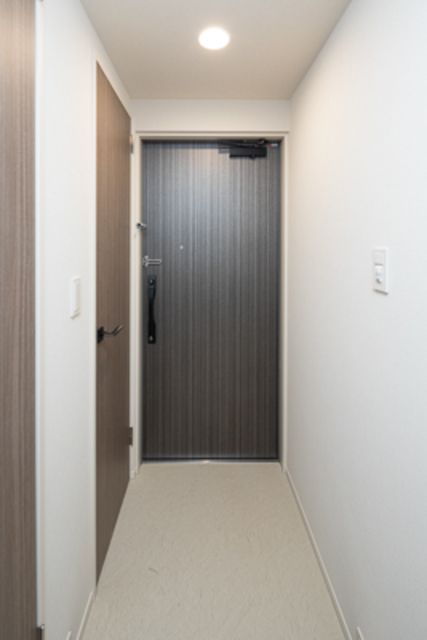 玄関　※写真は同タイプ住戸です。