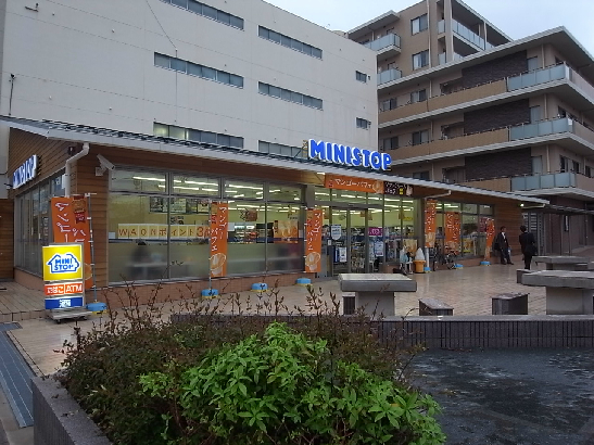 コンビニ　ミニストップ 名古屋ガーデンふ頭店（コンビニ）まで190m