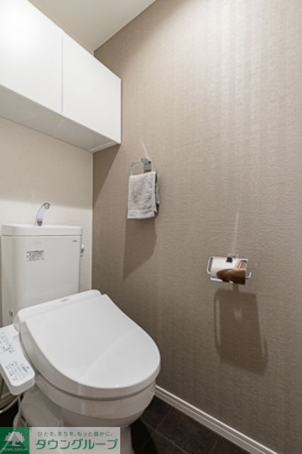 トイレ　※写真は同タイプ住戸です。