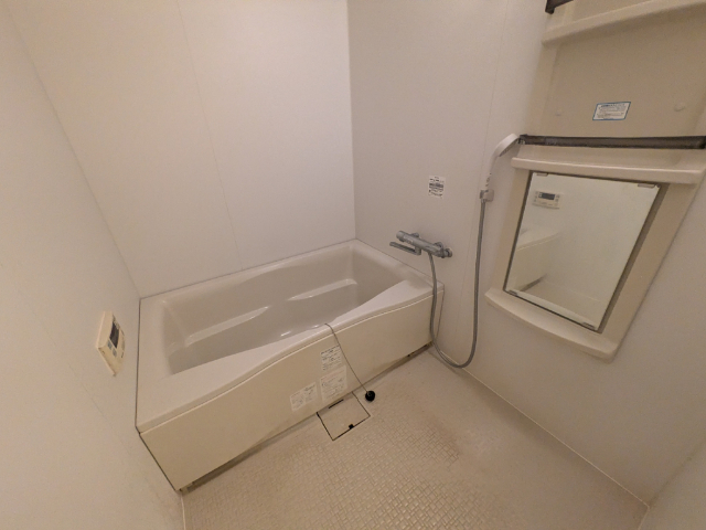 バス・シャワールーム　同タイプの他のお部屋