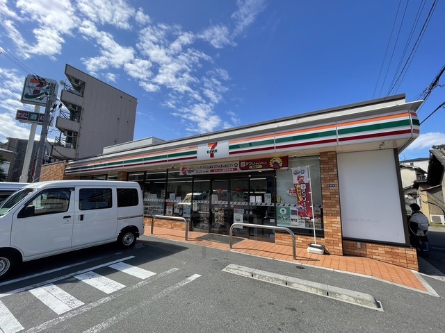 コンビニ　セブンイレブン　吹田元町店（コンビニ）まで504m
