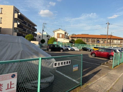 駐車場　駐車場1台付き