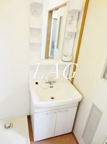 洗面設備　洗面台です。