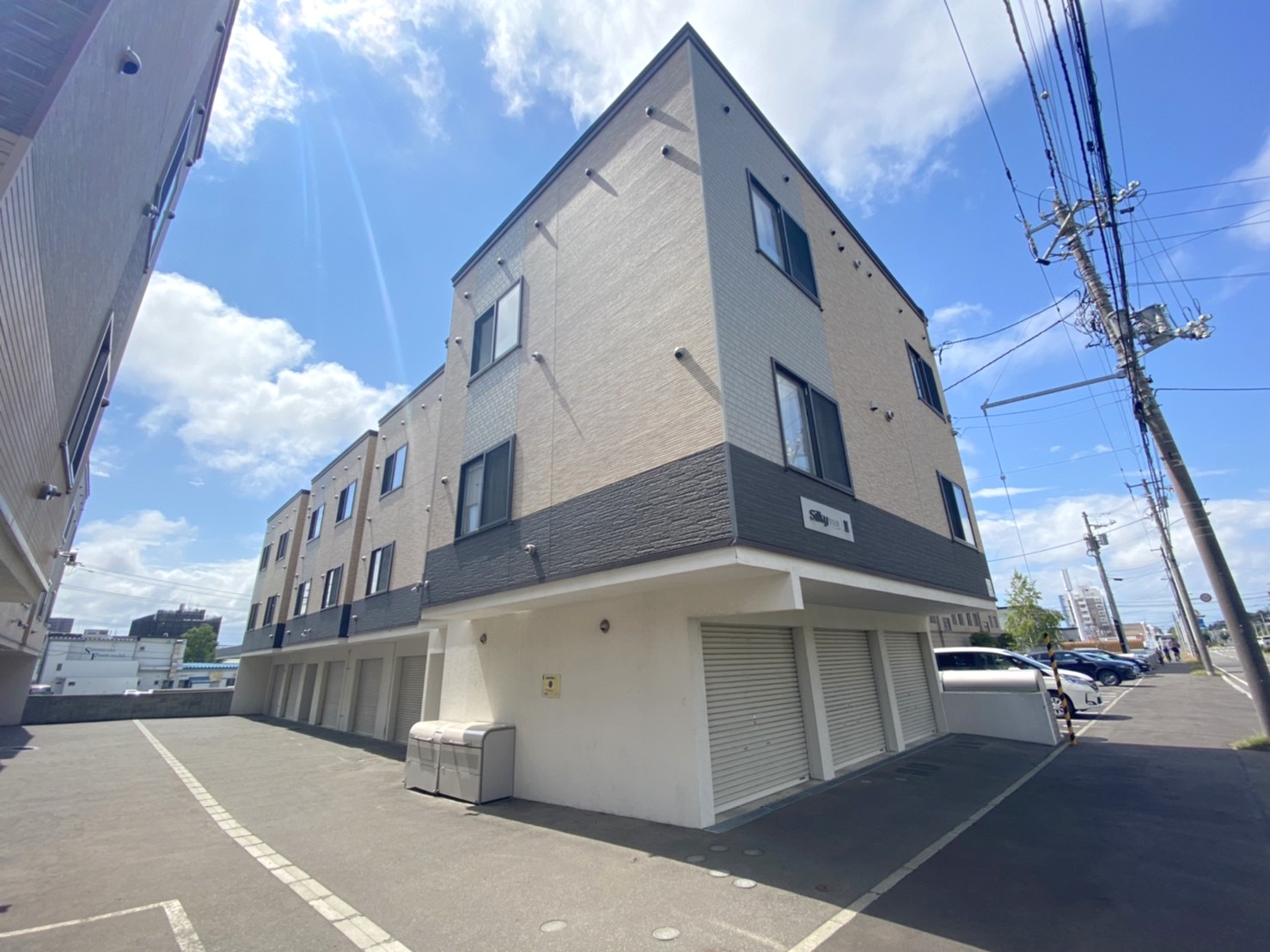 建物外観　☆物件名【シルキー厚別東II】とお伝えください！