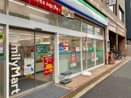 コンビニ　ファミリーマート 京成曳舟駅構内店（コンビニ）まで134m