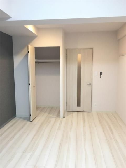 居室・リビング　※画像反転