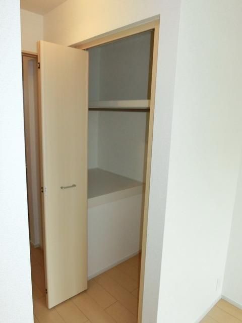 収納　奥行きのあるクローゼット