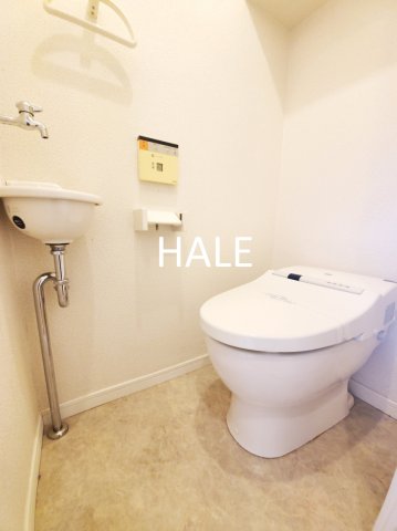 トイレ　別号室類似