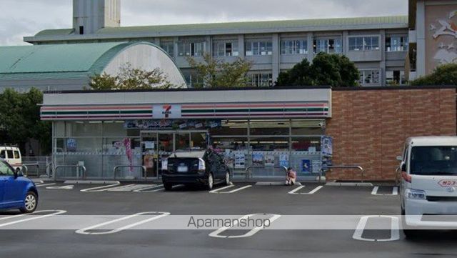 コンビニ　セブンイレブン　羽屋店（コンビニ）まで1100m