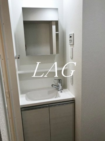 洗面設備　洗面台です。