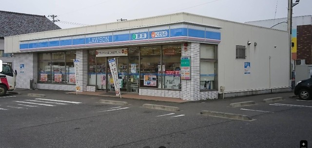 コンビニ　ローソン新潟南紫竹1丁目店（コンビニ）まで812m