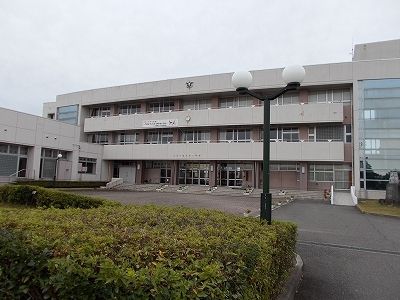 中学校　月潟中学校（中学校）まで660m