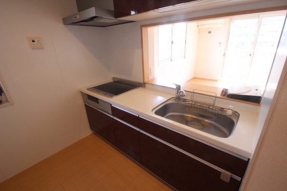 キッチン　※別部屋の写真です