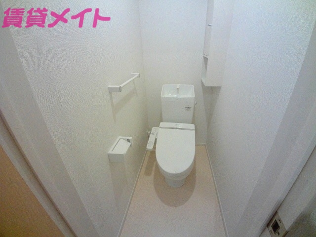 トイレ　同型タイプ画像