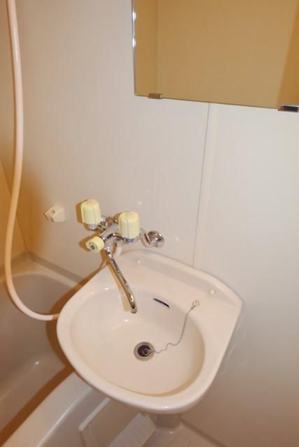 洗面設備　別部屋参考写真