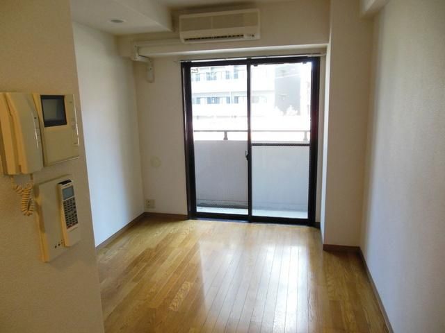 居室・リビング　別部屋参考写真