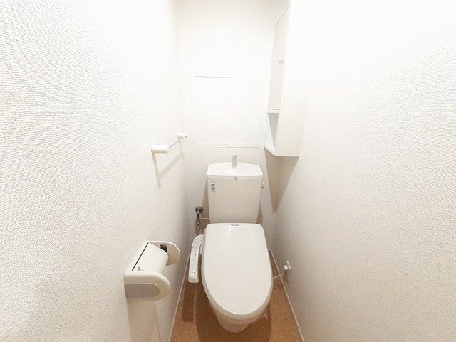 トイレ　ゆったりとした空間のトイレです