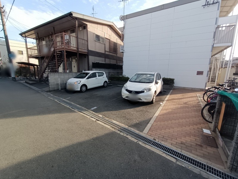 その他　駐車場スペースです。
