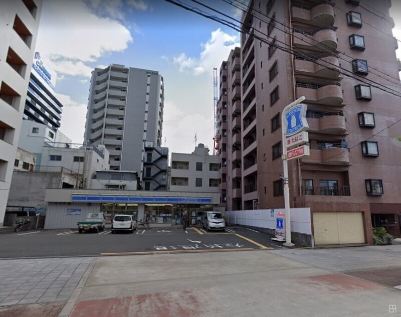 コンビニ　ローソン 桜川駅前店（コンビニ）まで288m